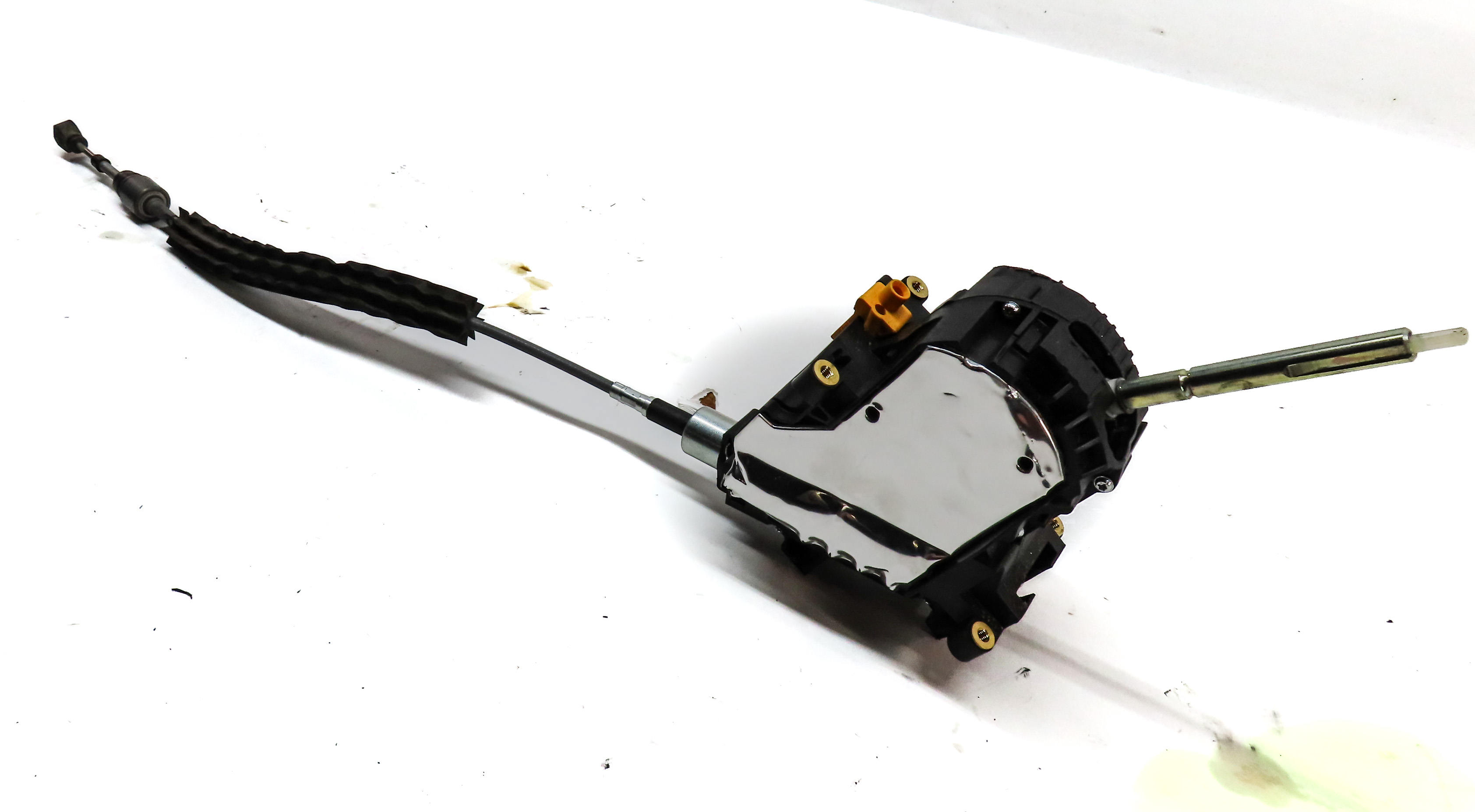 11-18 PORSCHE CAYENNE (958) AUTO AUTOMATIC TRANSMISSION GEAR SHIFTER ASSEMBLY — exact item pictured